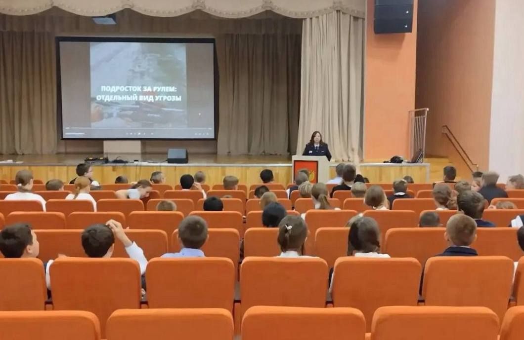 Госавтоинспекторы Колымы провели мероприятия с детьми в рамках Всероссийской недели безопасности дорожного движения Госавтоинспекторы Колымы провели мероприятия с детьми в рамках Всероссийской недели безопасности дорожного движения