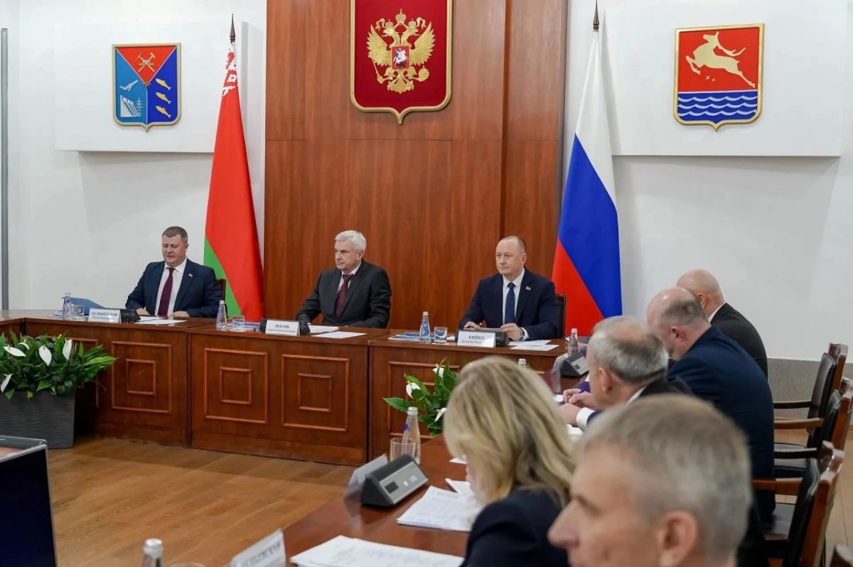 В Магадане прошло заседание рабочей группы по сотрудничеству с Республикой Беларусь