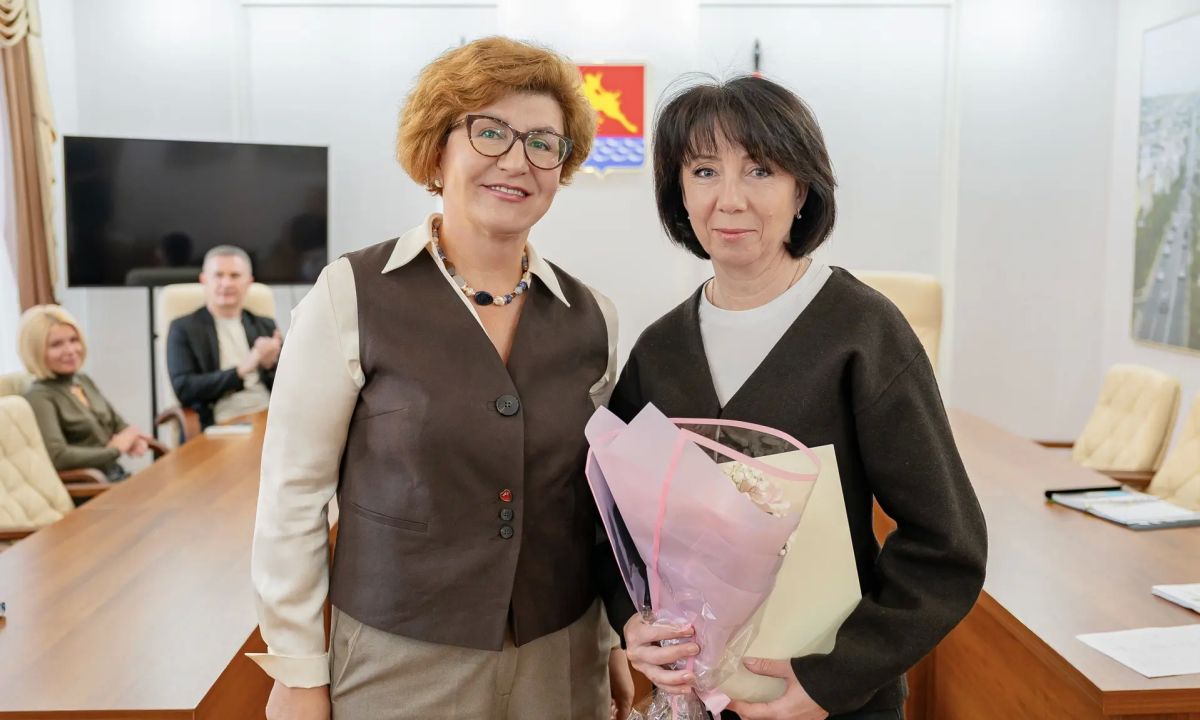 Лариса Поликанова: Сегодня мы говорим спасибо тем, кто кормит наш город, — работникам сельского хозяйства и перерабатывающей промышленности! Лариса Поликанова: Сегодня мы говорим спасибо тем, кто кормит наш город, — работникам сельского хозяйства и перерабатывающей промышленности!