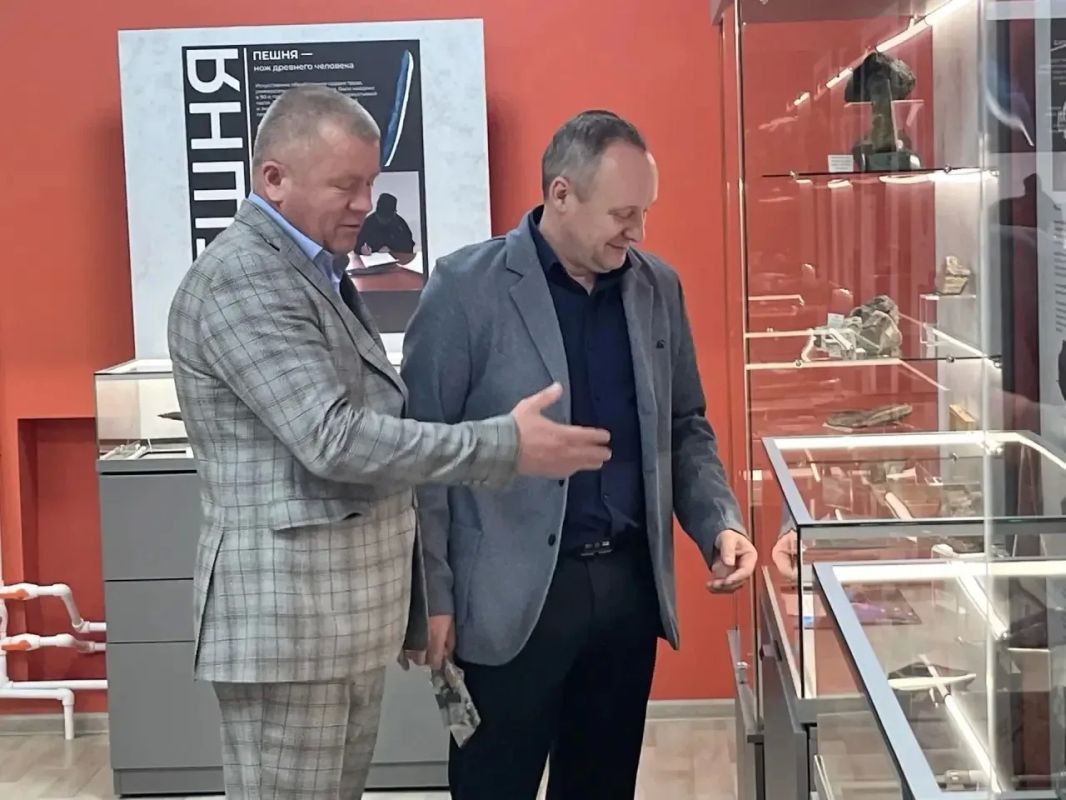 Сергей Носов: Краеведческий музей в Сеймчане открылся после масштабной модернизации Сергей Носов: Краеведческий музей в Сеймчане открылся после масштабной модернизации