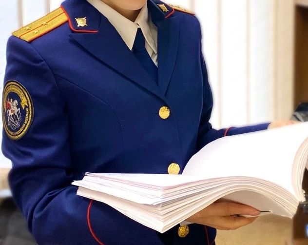 В Магадане возбуждено уголовное дело по факту хищения денежных средств с банковской карты несовершеннолетней