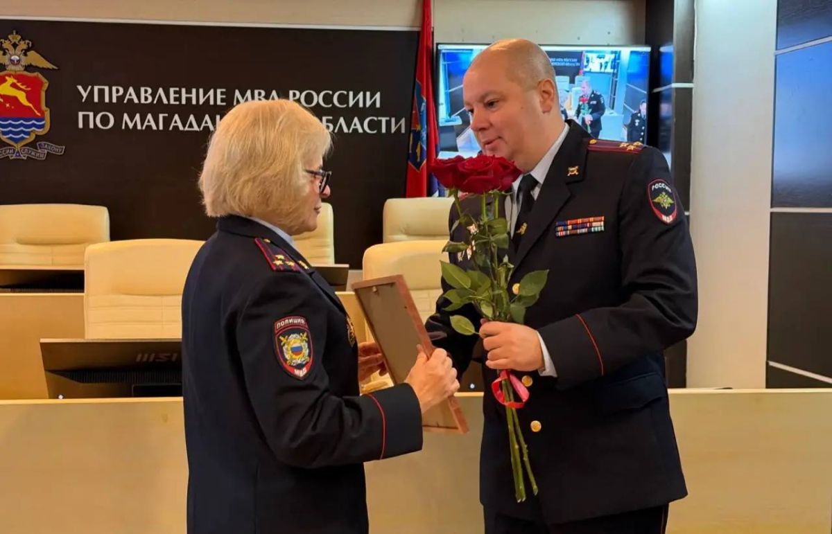 В УМВД России по Магаданской области с профессиональным праздником поздравили сотрудников подразделений дознания В УМВД России по Магаданской области с профессиональным праздником поздравили сотрудников подразделений дознания