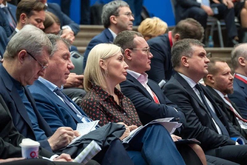 Министр энергетики России Сергей Цивилев поддержал предложение сопредседателя ВАРМСУ Ирины Гусевой получить обратную связь от глав муниципалитетов о готовности к отопительному сезону Министр энергетики России Сергей Цивилев поддержал предложение сопредседателя ВАРМСУ Ирины Гусевой получить обратную связь от глав муниципалитетов о готовности к отопительному сезону