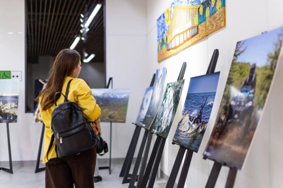 В Магадане презентовали фотоальбом «Открой для себя Колыму» с лучшими работами за 10 лет В Магадане презентовали фотоальбом «Открой для себя Колыму» с лучшими работами за 10 лет