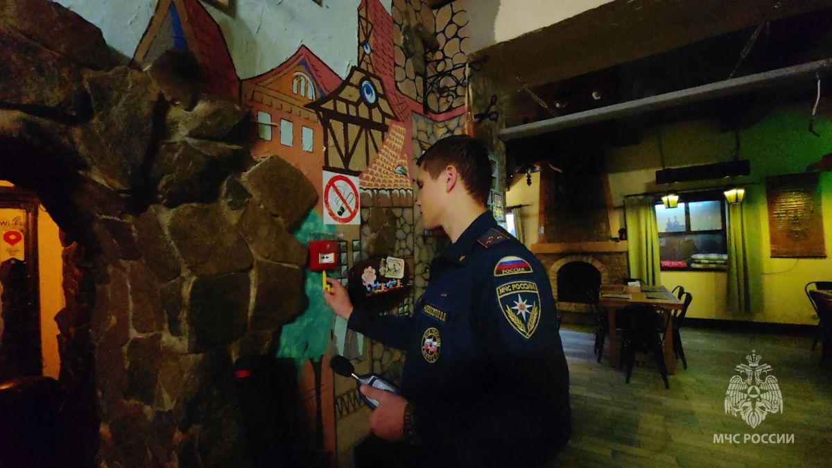 Кафе и рестораны под пристальным вниманием: пожарные эксперты проверили системы противопожарной защиты Кафе и рестораны под пристальным вниманием: пожарные эксперты проверили системы противопожарной защиты