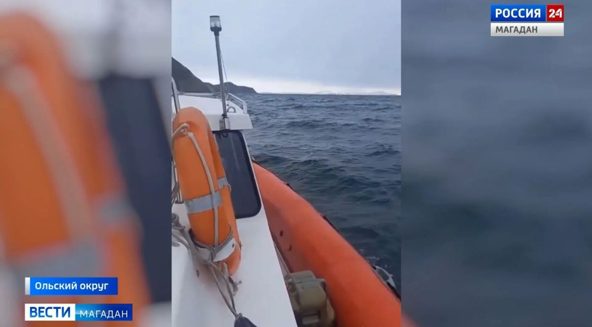 Поиски продолжаются: в Охотском море ищут пропавшего рыбака Спасатели до сих пор не нашли пропавшего в Охотском море рыбака