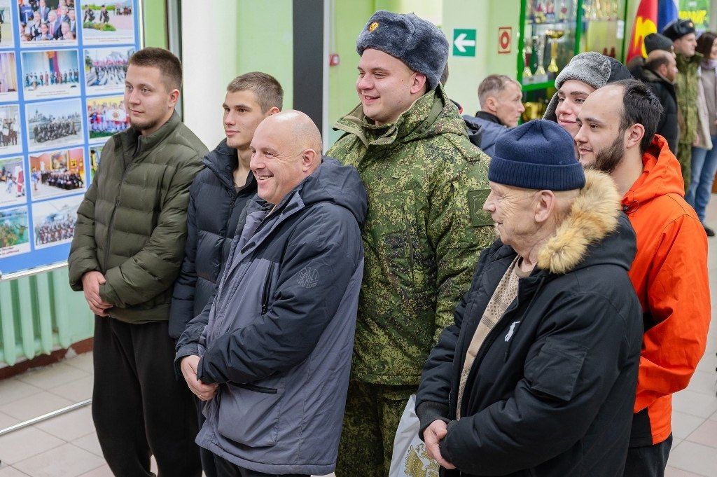 Очередная отправка призывников прошла сегодня в Магаданском военном спортивно-техническом центре «Подвиг» Очередная отправка призывников прошла сегодня в Магаданском военном спортивно-техническом центре «Подвиг»
