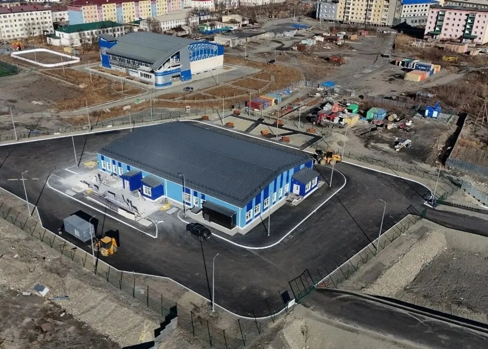 Новая районная больница в Сусумане достроена на 95%