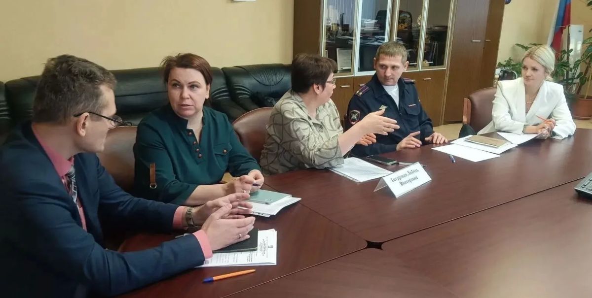 29 октября 2026 года в Минтруде Магаданской области состоялось расширенное рабочее совещание, посвященное важной задаче – адаптации транспортных средств категорий «В», «С» и «D» для управления водителями с инвалидностью 29 октября 2026 года в Минтруде Магаданской области состоялось расширенное рабочее совещание, посвященное важной задаче – адаптации транспортных средств категорий «В», «С» и «D» для управления водителями с инвалидностью
