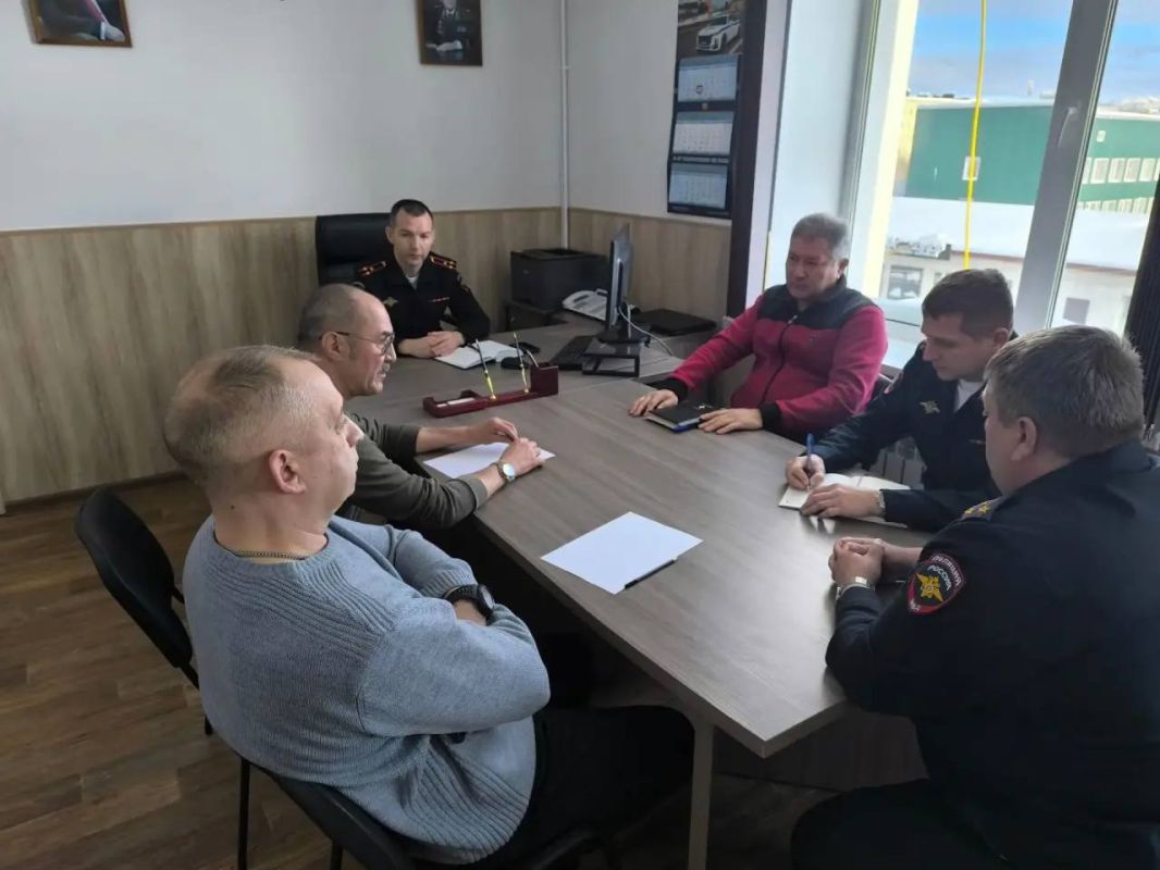 В Магаданской области состоялась рабочая встреча представителей Госавтоинспекции с операторами станций технического осмотра, осуществляющими деятельность на территории региона В Магаданской области состоялась рабочая встреча представителей Госавтоинспекции с операторами станций технического осмотра, осуществляющими деятельность на территории региона