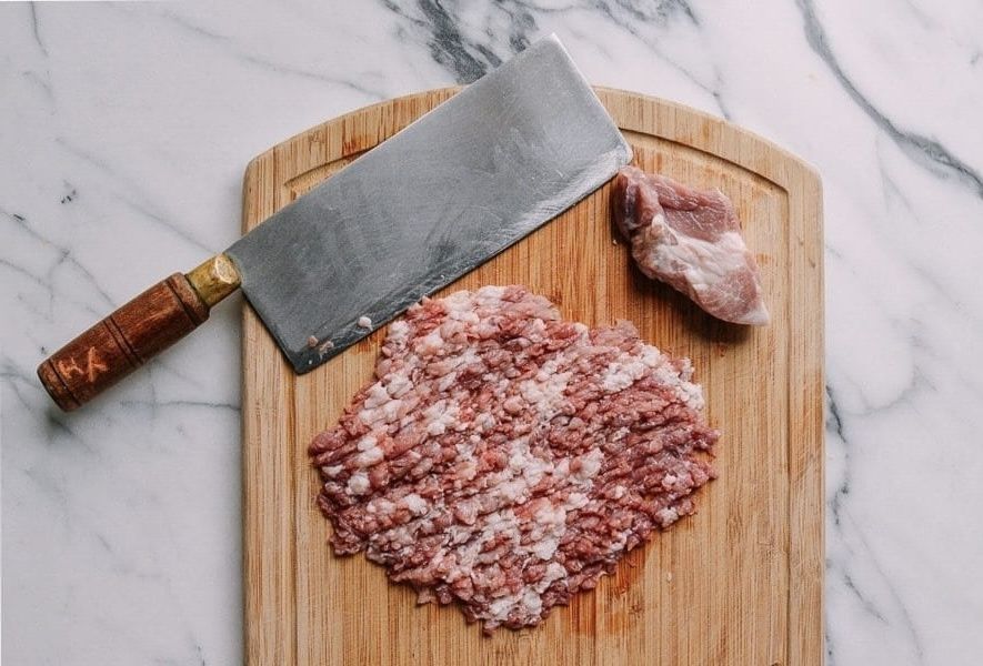 Купить фарш или приготовить самим: что выбрать для вкусных блюд?