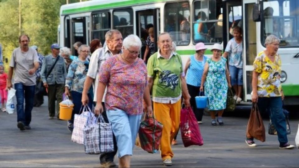 Президент вводит новые скидки на проезд для пенсионеров: важные изменения