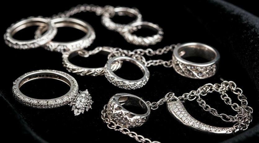 Как вернуть сияние старинному серебру: проверенные способы очистки