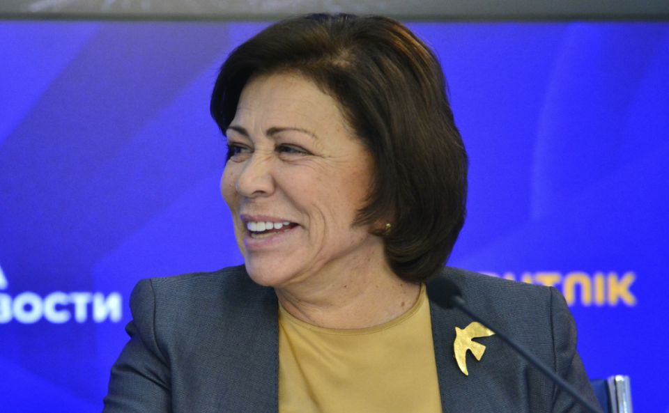 Скандальные высказывания Ирины Родниной: Как поведение депутатов влияет на общественное мнение