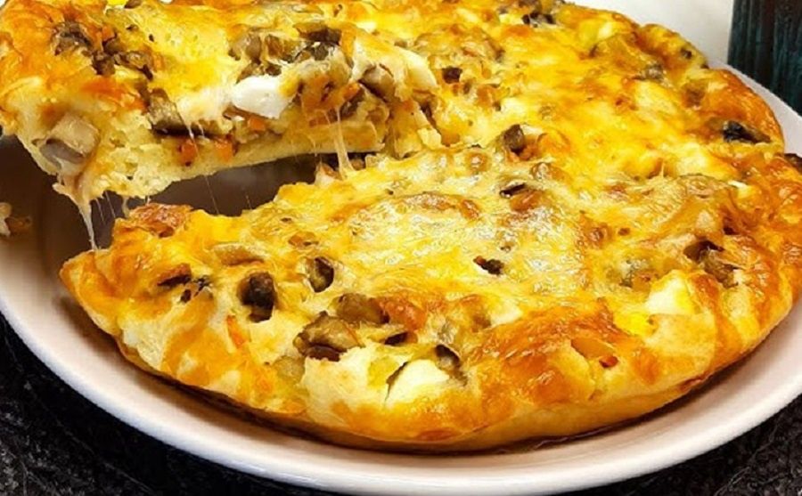 Пицца на сковороде: простой способ порадовать семью без духовки