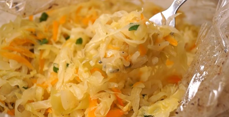 Запечённая капуста в рукаве: легкость, вкус и разнообразие в одном блюде